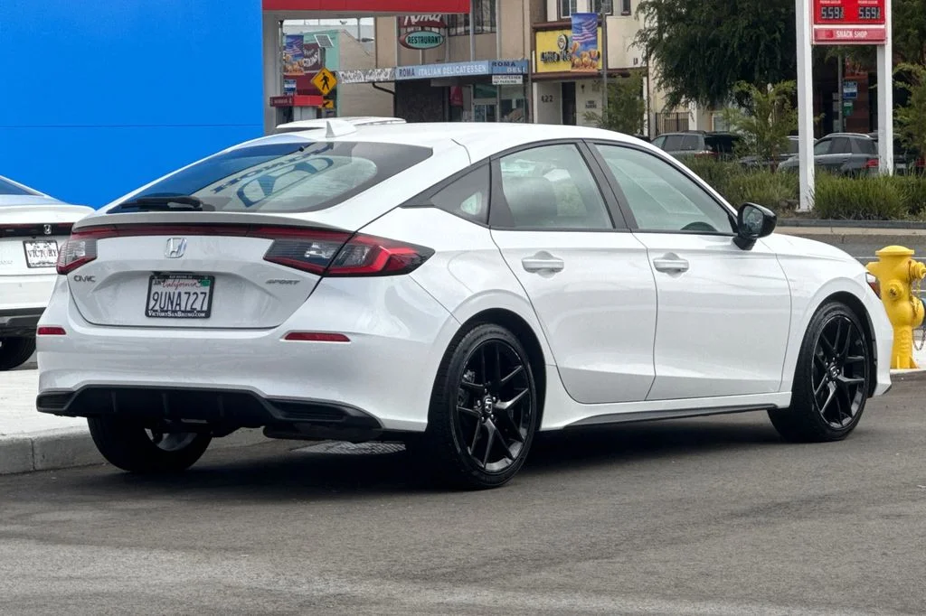 Certified Used 2025 Platinum White Pearl Honda Sport image 4