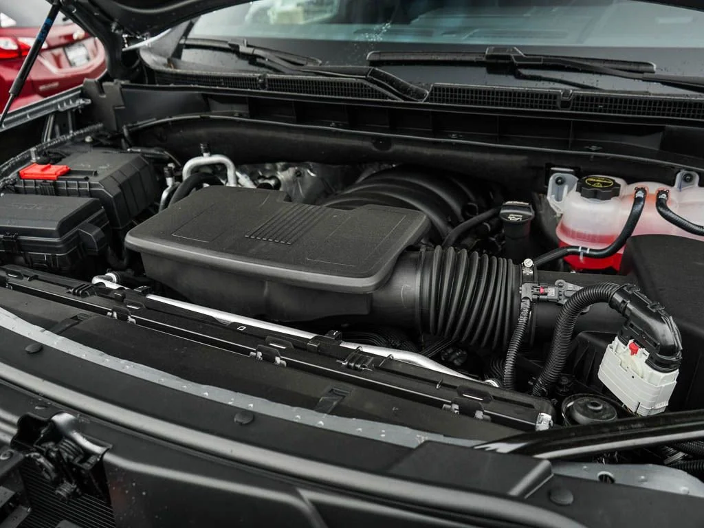 New 2026 Sterling Metallic GMC Elevation image 7