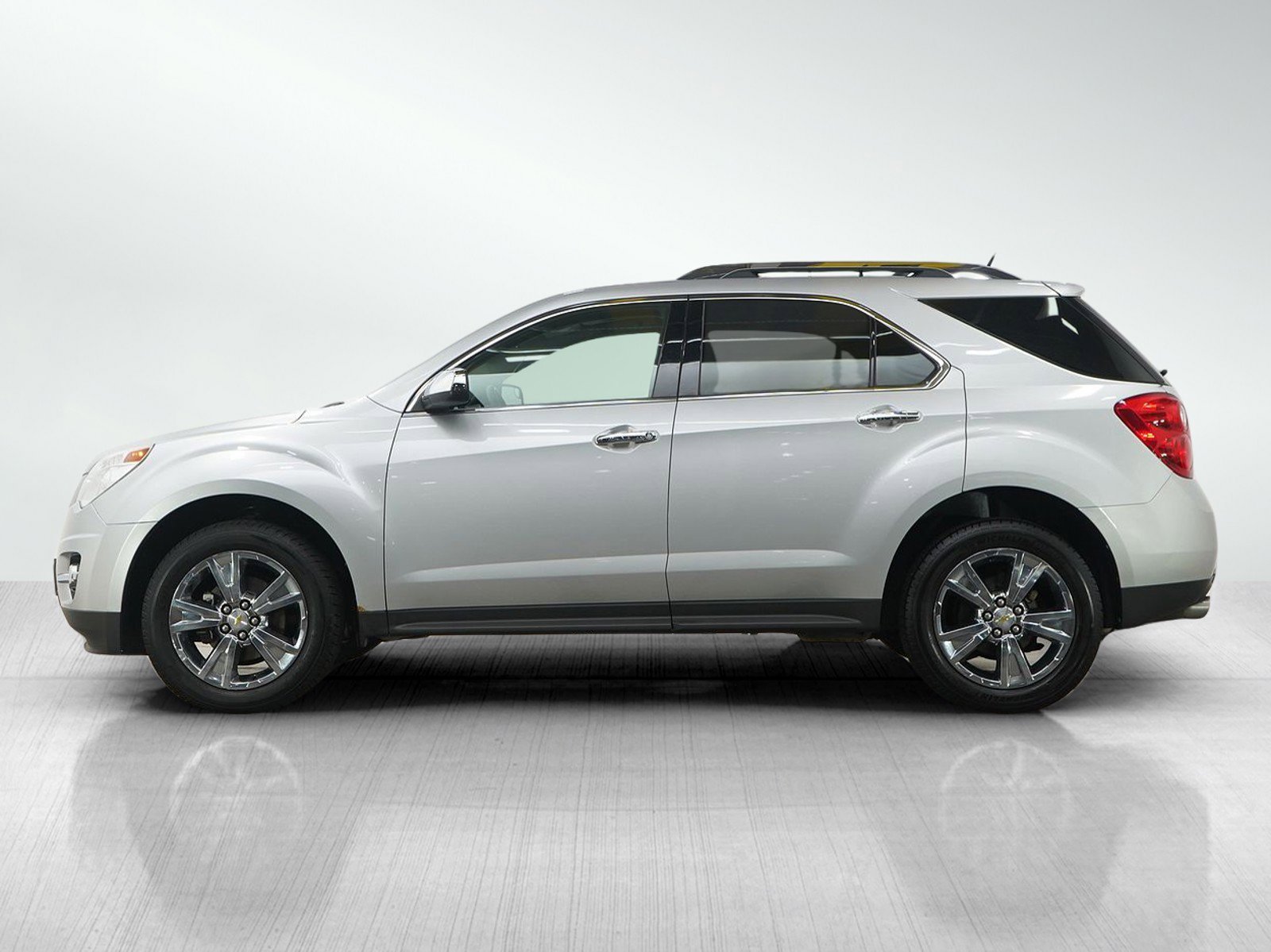 Used 2012 Chevrolet Equinox LTZ with VIN 2GNFLGE54C6267255 for sale in Roseville, Minnesota