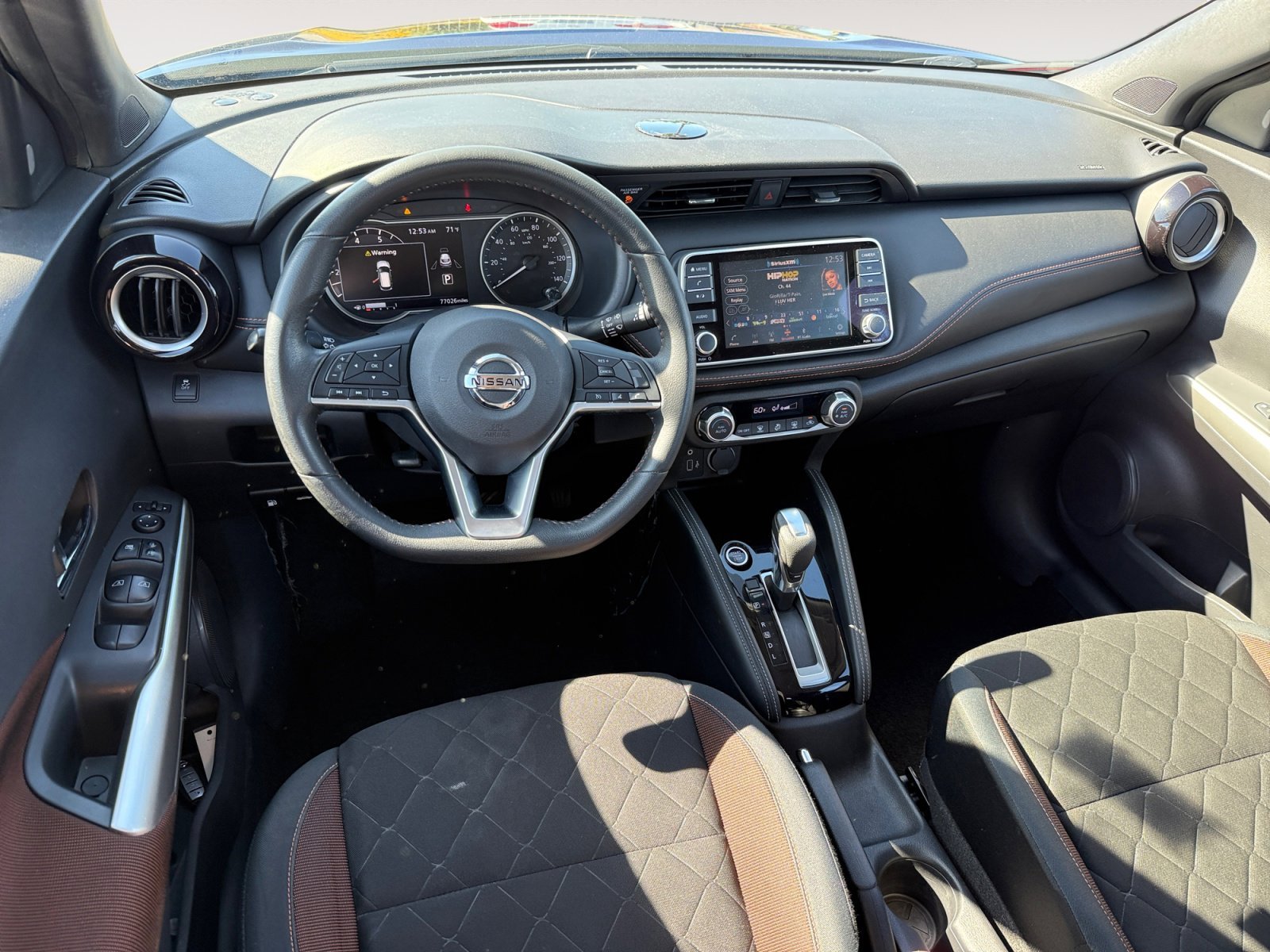 Used 2019 Deep Blue Pearl Nissan SR image 15