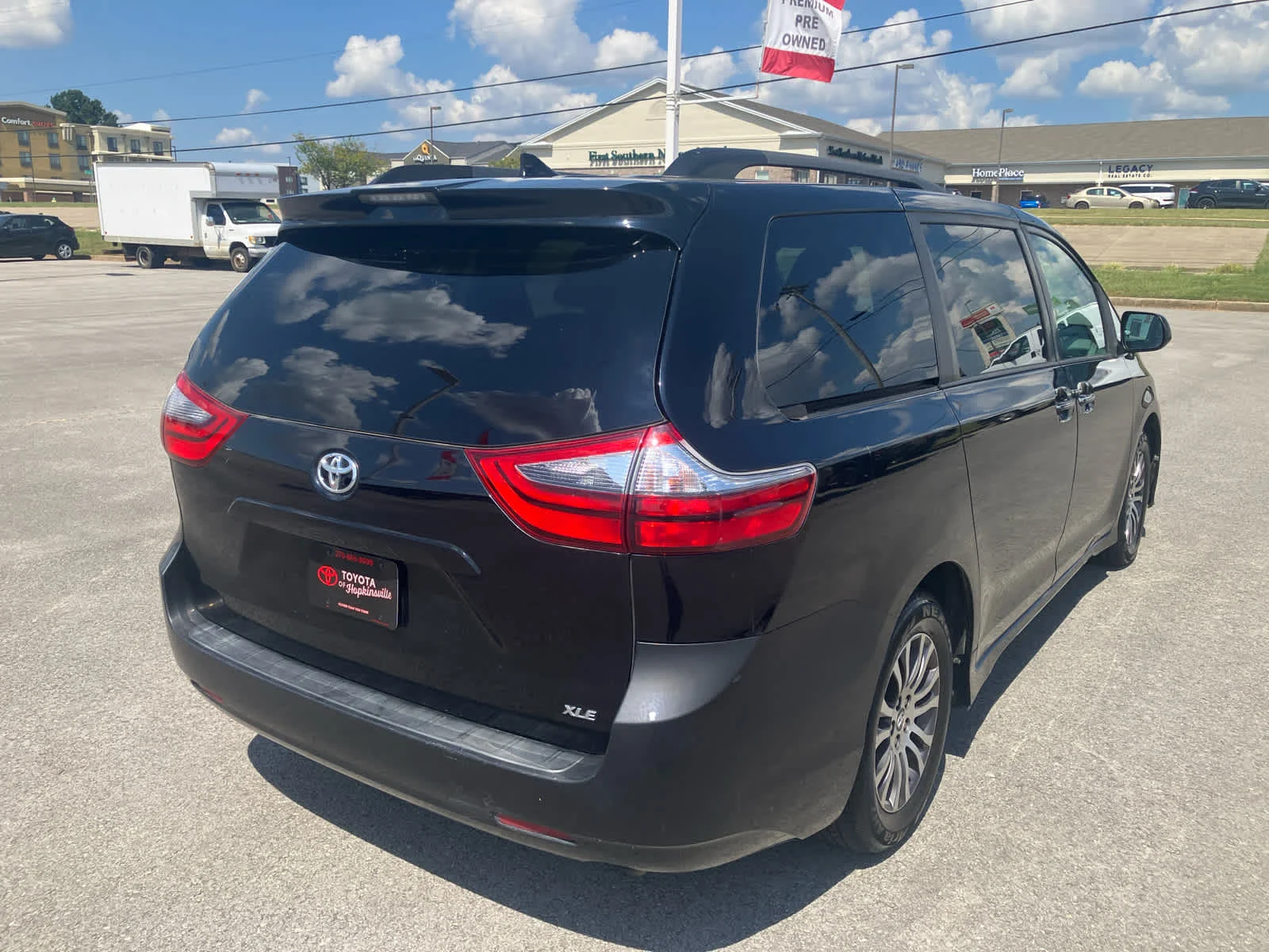 Used 2020 Midnight Black Metallic Toyota XLE image 7