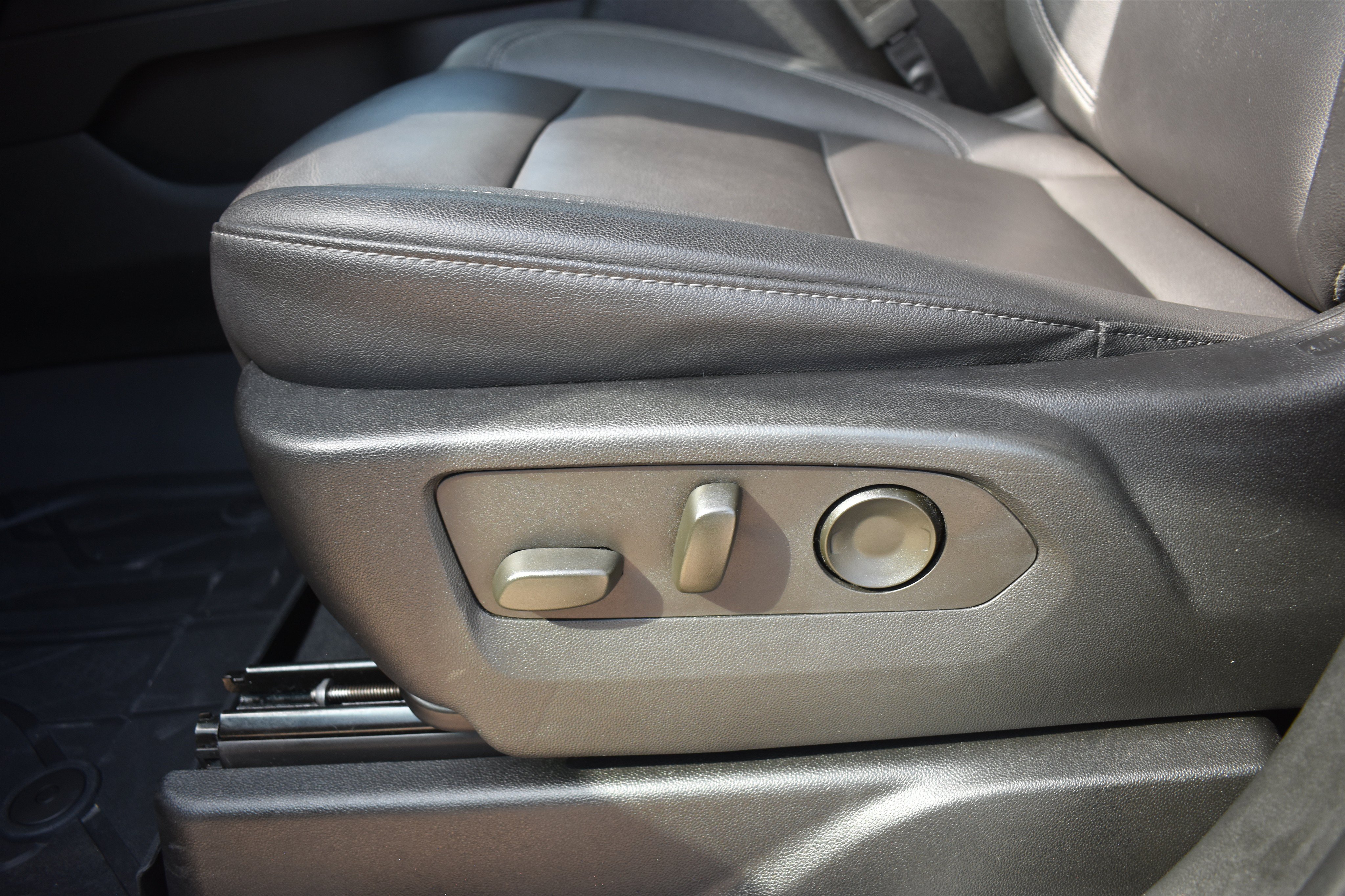 2023 Chevrolet Tahoe LT - Photo 13