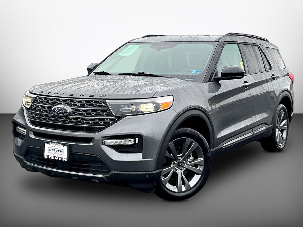 Used 2023 Gray Ford XLT image 3