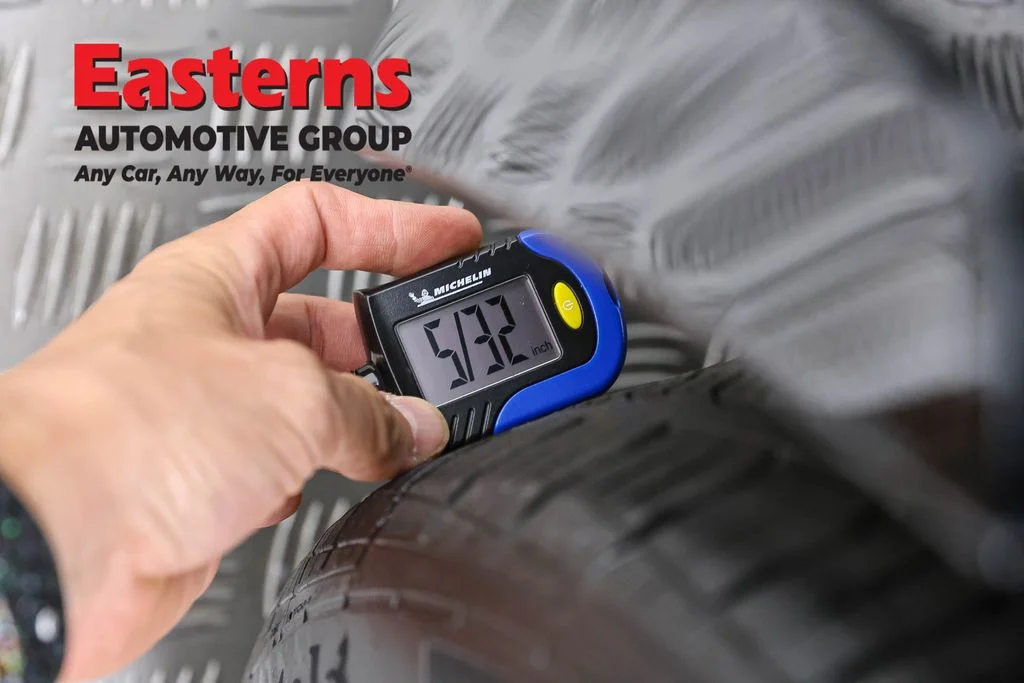 Used 2023 Black Nissan 2.5 SV image 29