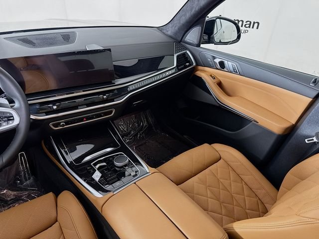 New 2026 Gray Metallic BMW xDrive40i image 25