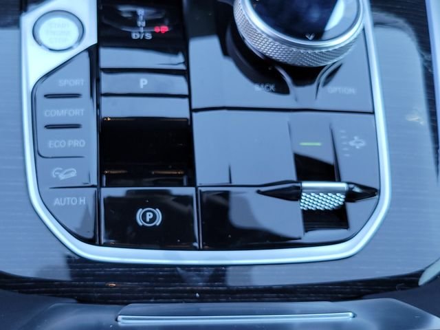 New 2027 Blue BMW M60i image 22