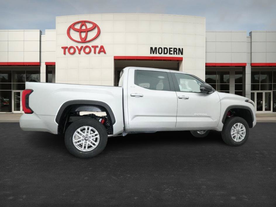 2026 Toyota Tundra SR5 - Photo 38