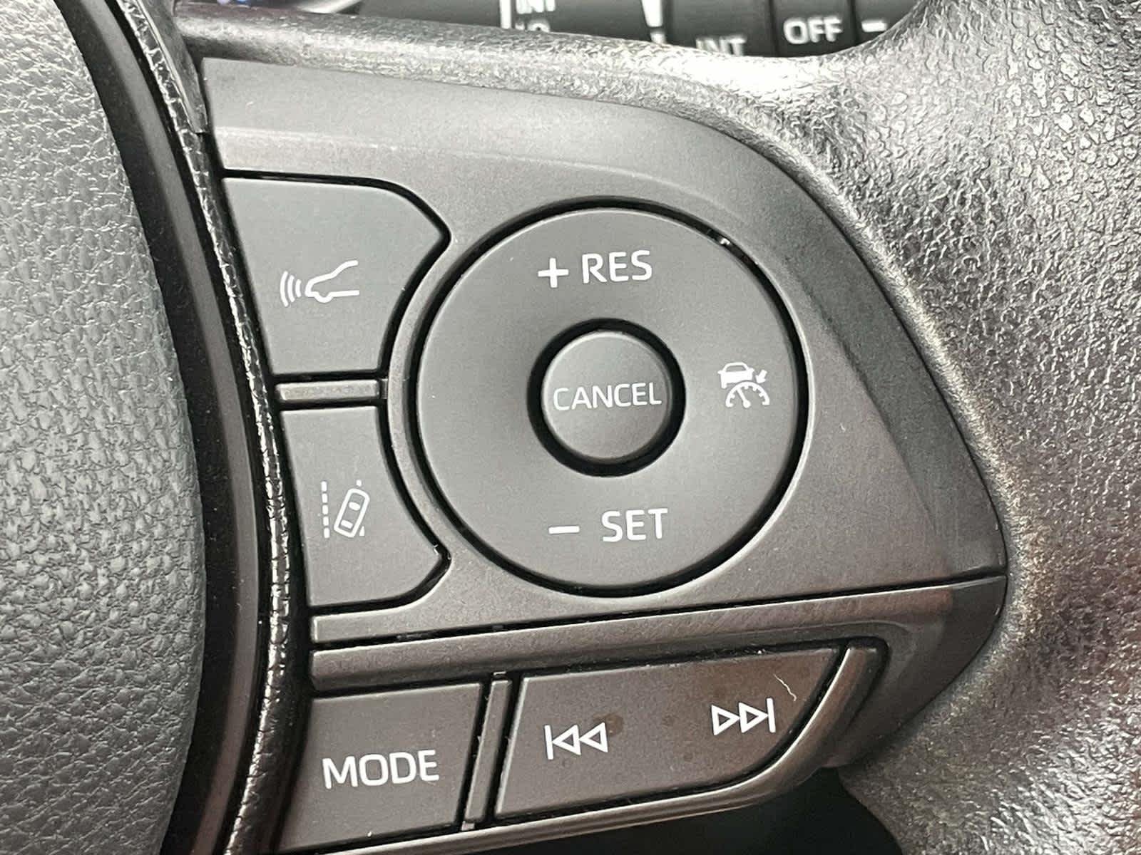 Used 2021 Magnetic Gray Metallic Toyota Hybrid XLE image 35