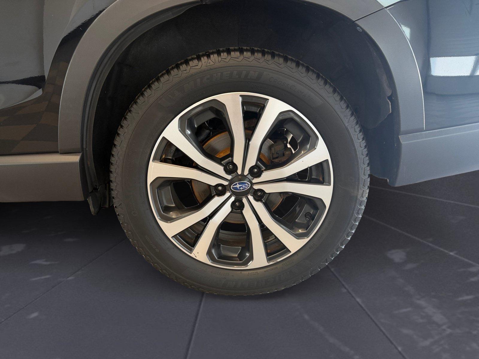 Used 2019 Crystal Black Silica Subaru Limited image 46