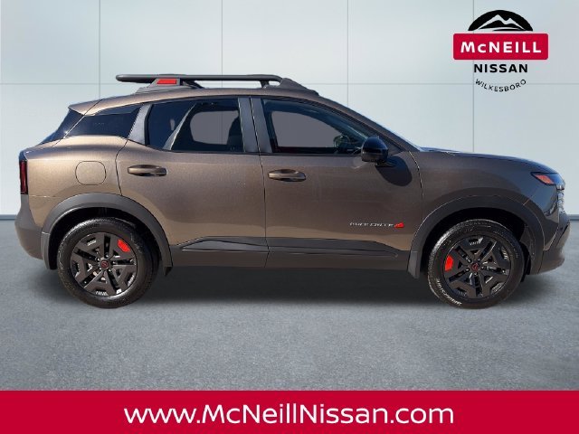 New 2027 Canyon Bronze Metallic Nissan Rock Creek® image 9