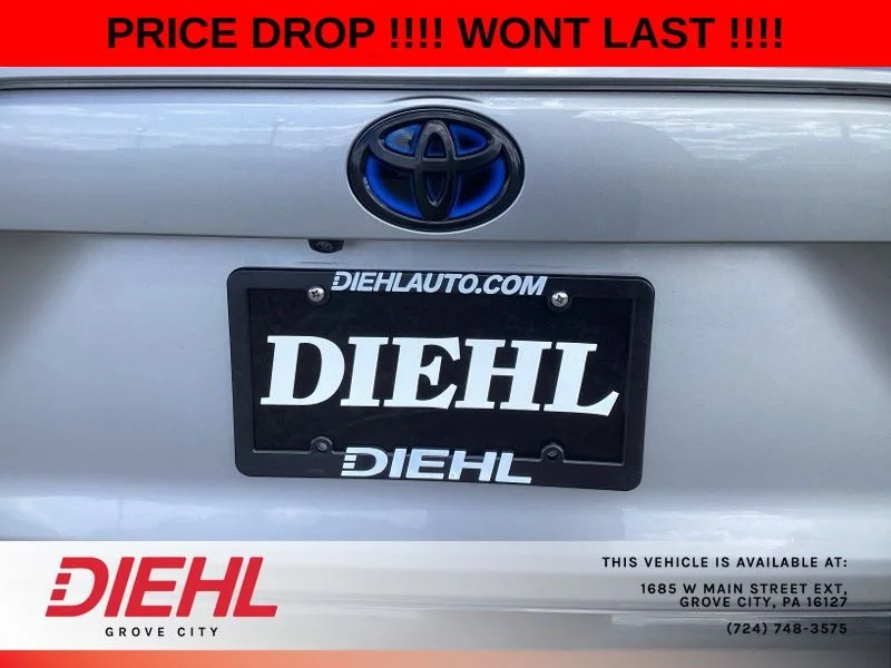 Used 2021 Silver Toyota XSE image 13