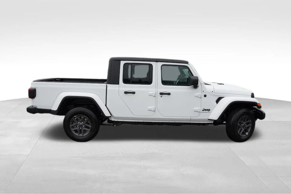2025 Jeep Gladiator Sport S - Photo 2