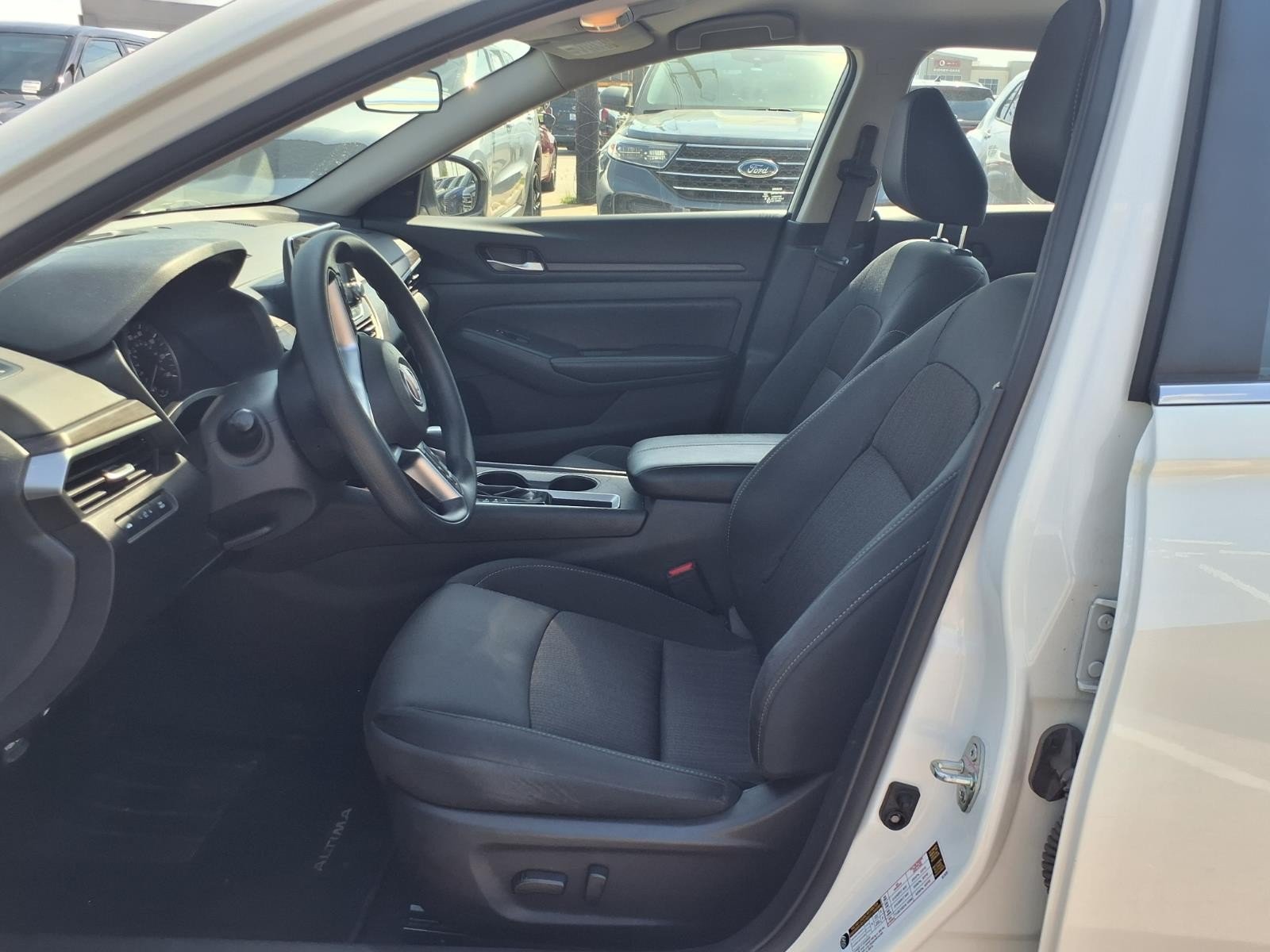 2025 Nissan Altima SV White at Robbins Nissan