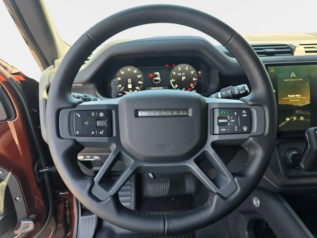 New 2026 Sedona Red LAND ROVER X-Dynamic SE image 15