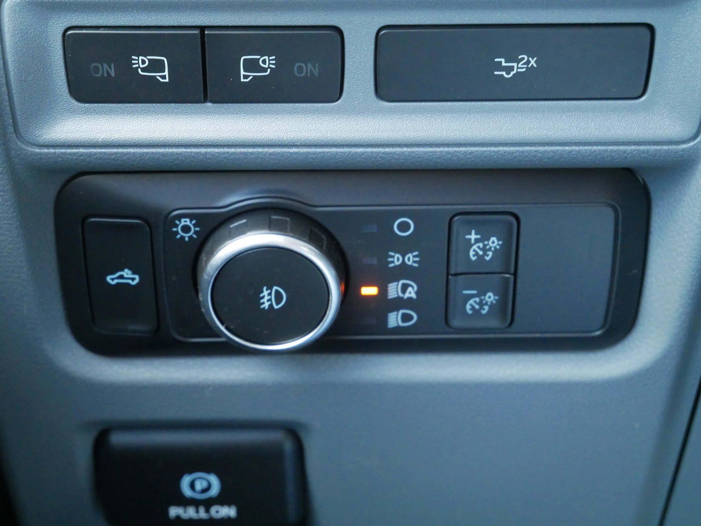Used 2022 Gray Ford XLT image 18