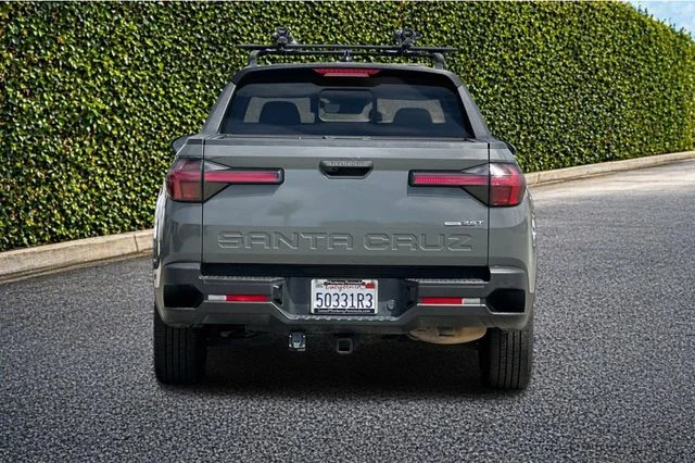 Used 2023 Gray Hyundai SEL Premium image 5