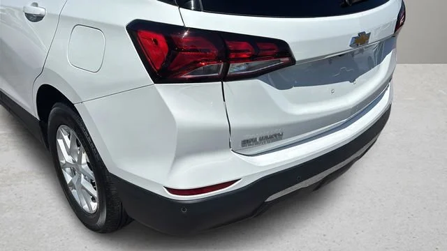 Used 2023 Summit White Chevrolet LT image 34