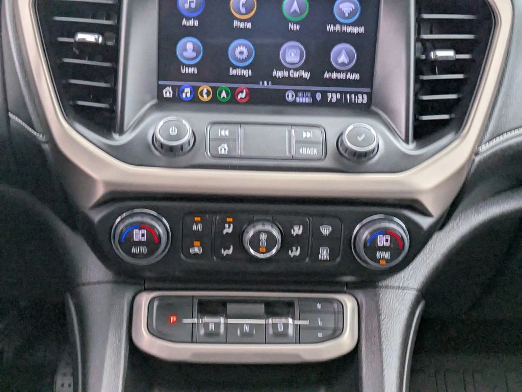 Used 2023  GMC Denali image 21