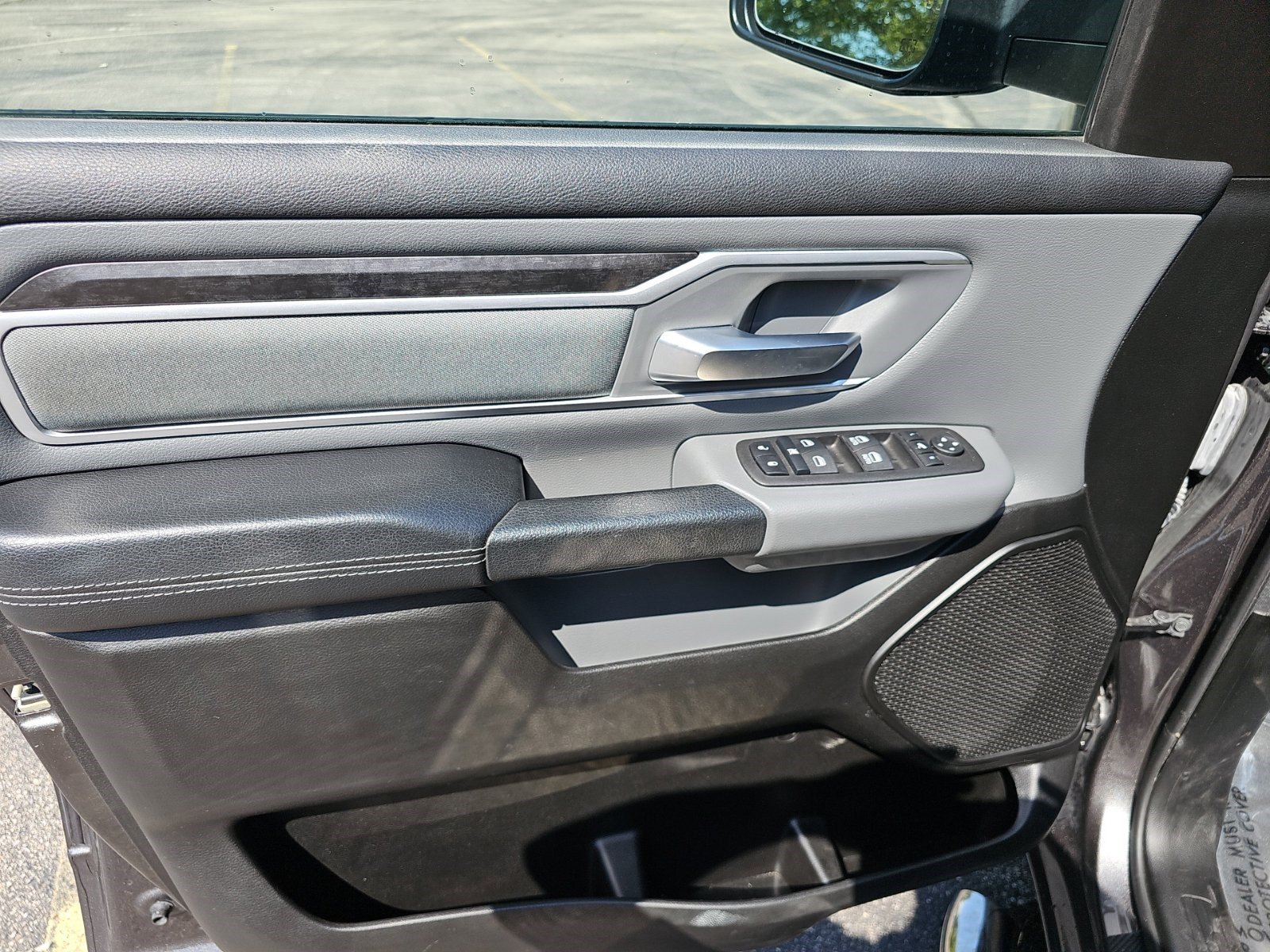 Certified Used 2023 Granite Crystal Metallic Clearcoat Ram Big Horn image 18
