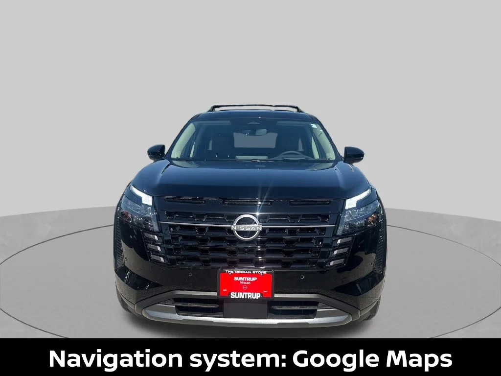 New 2026 Champagne Silver/Black Nissan Platinum image 10