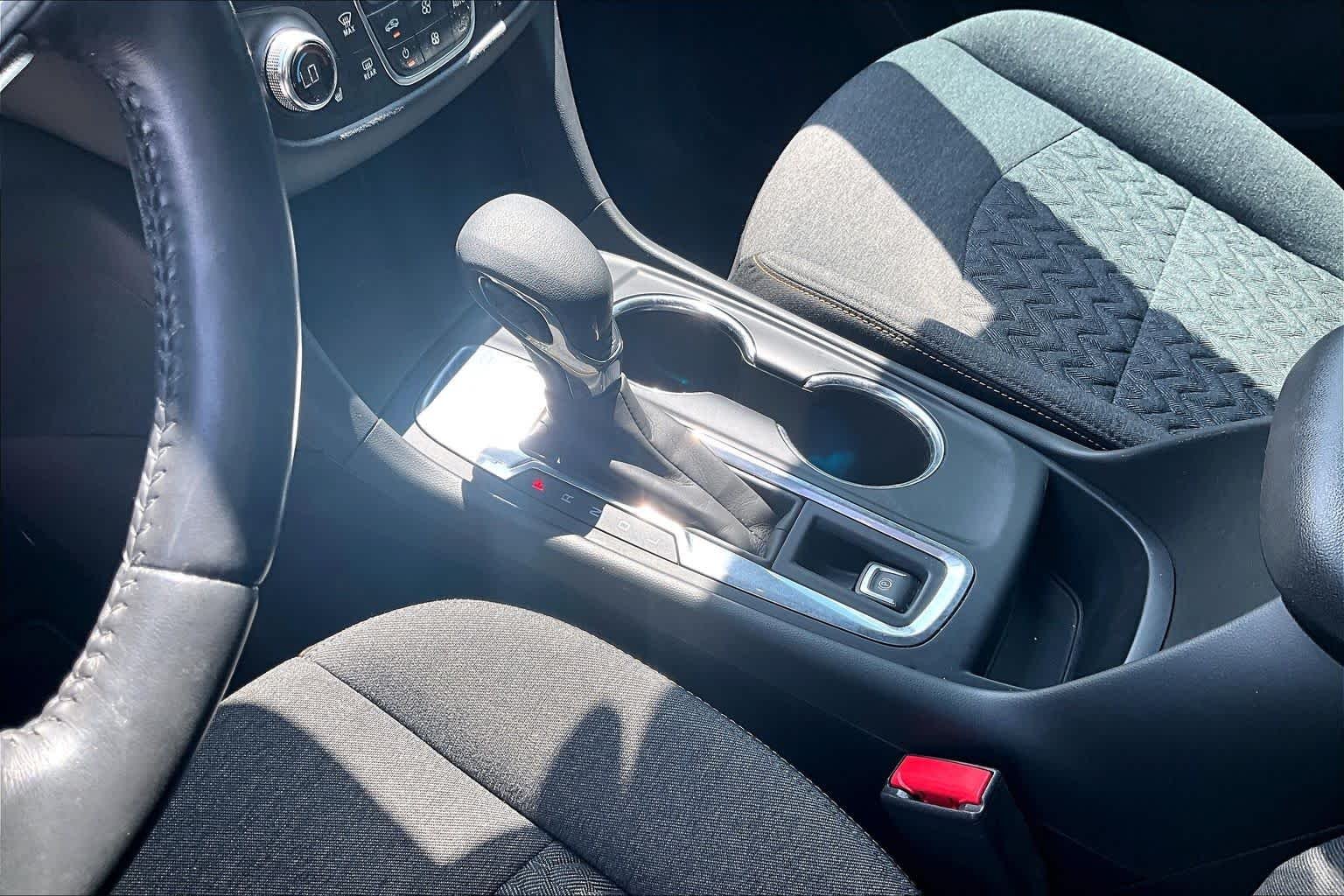 Used 2022 Silver Ice Metallic Chevrolet LT image 15
