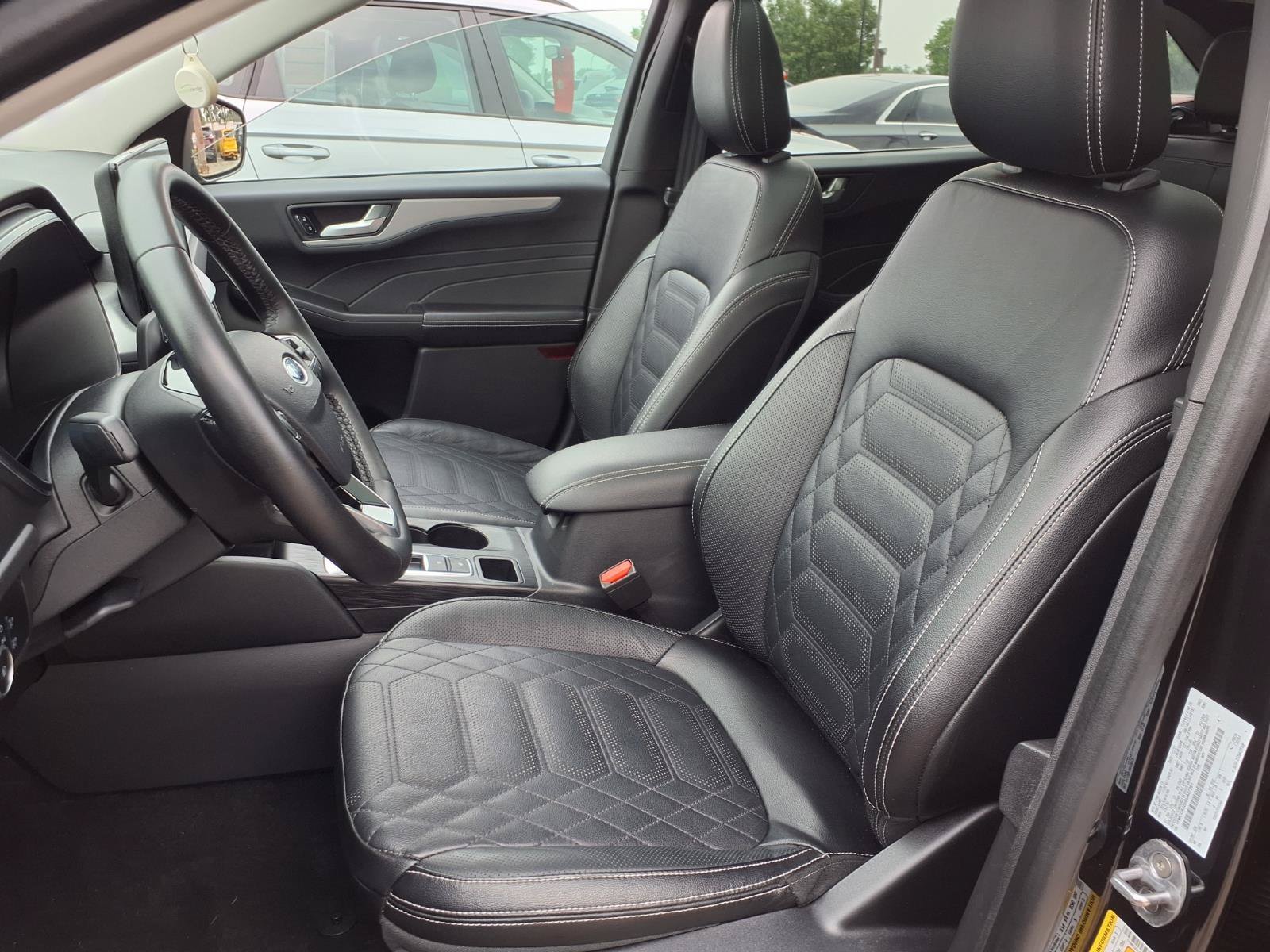 Used 2024 Agate Black Metallic Ford Platinum image 5