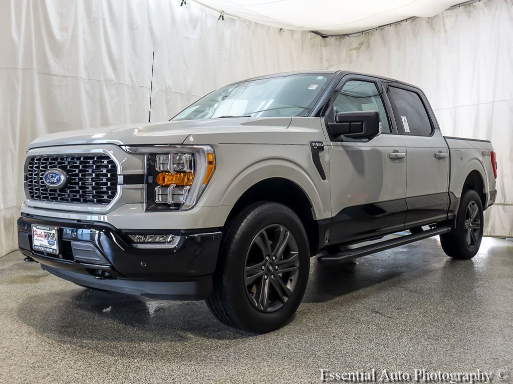 Used 2023 Yellow Ford XLT image 2