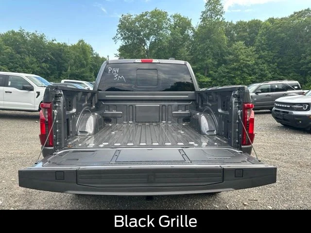 New 2026 Carbonized Gray Metallic Ford XLT image 38