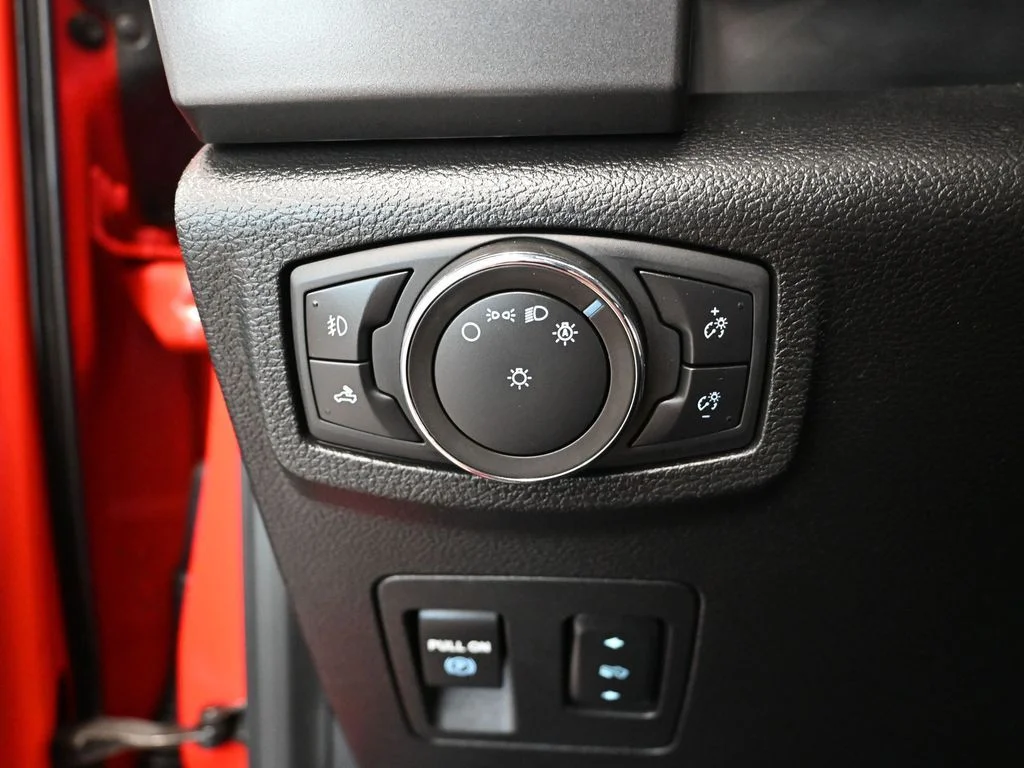 2020 Ford F-150 XLT - Photo 33