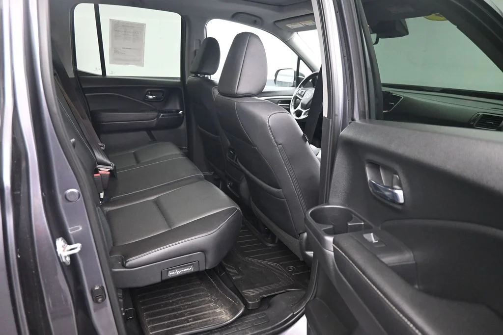 Used 2024  Honda RTL image 12