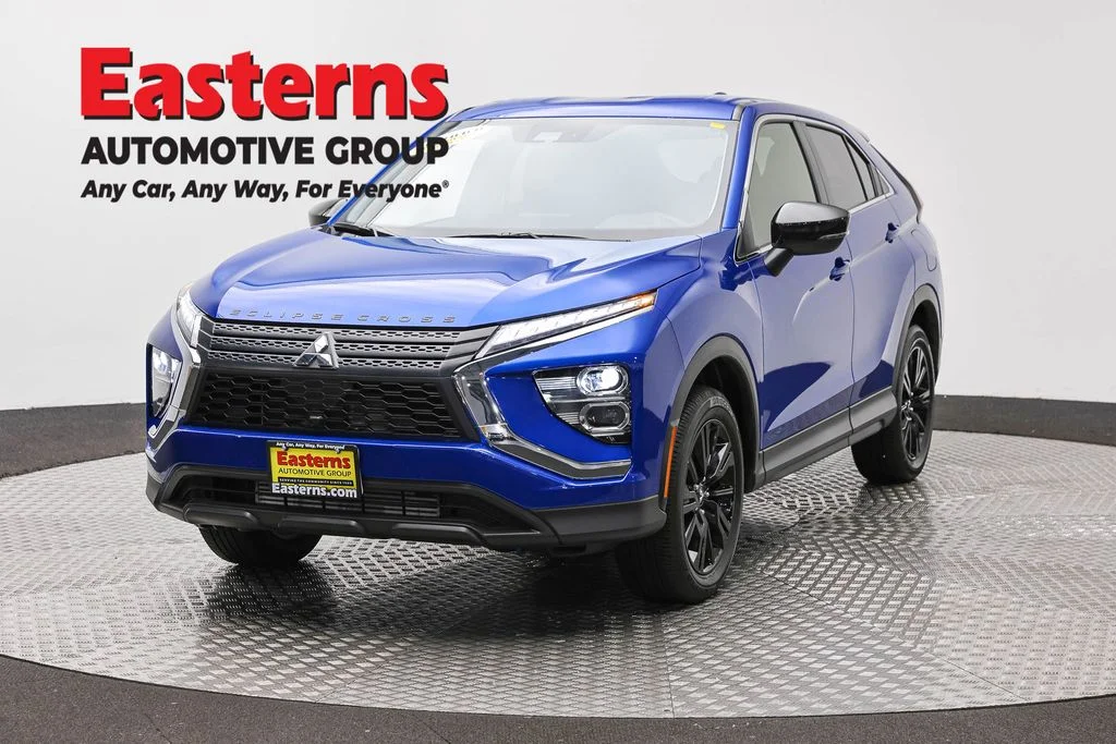 Used 2026 Blue Mitsubishi LE image 1
