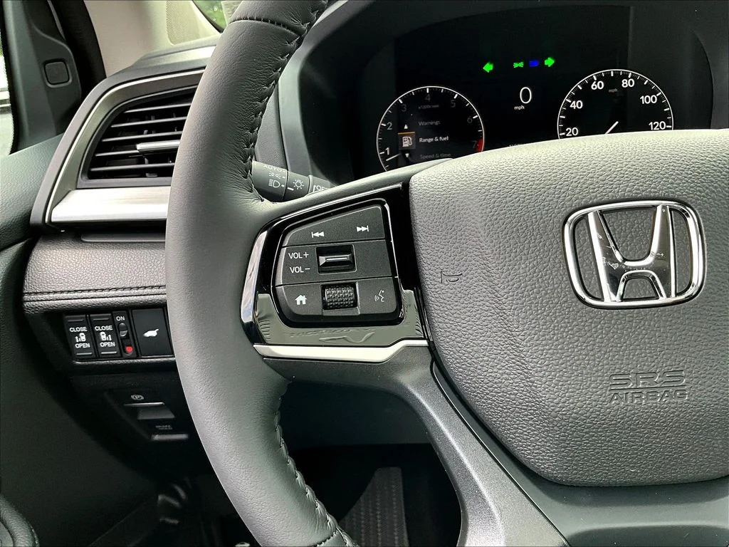 New 2026 Platinum White Pearl Honda EX-L image 12