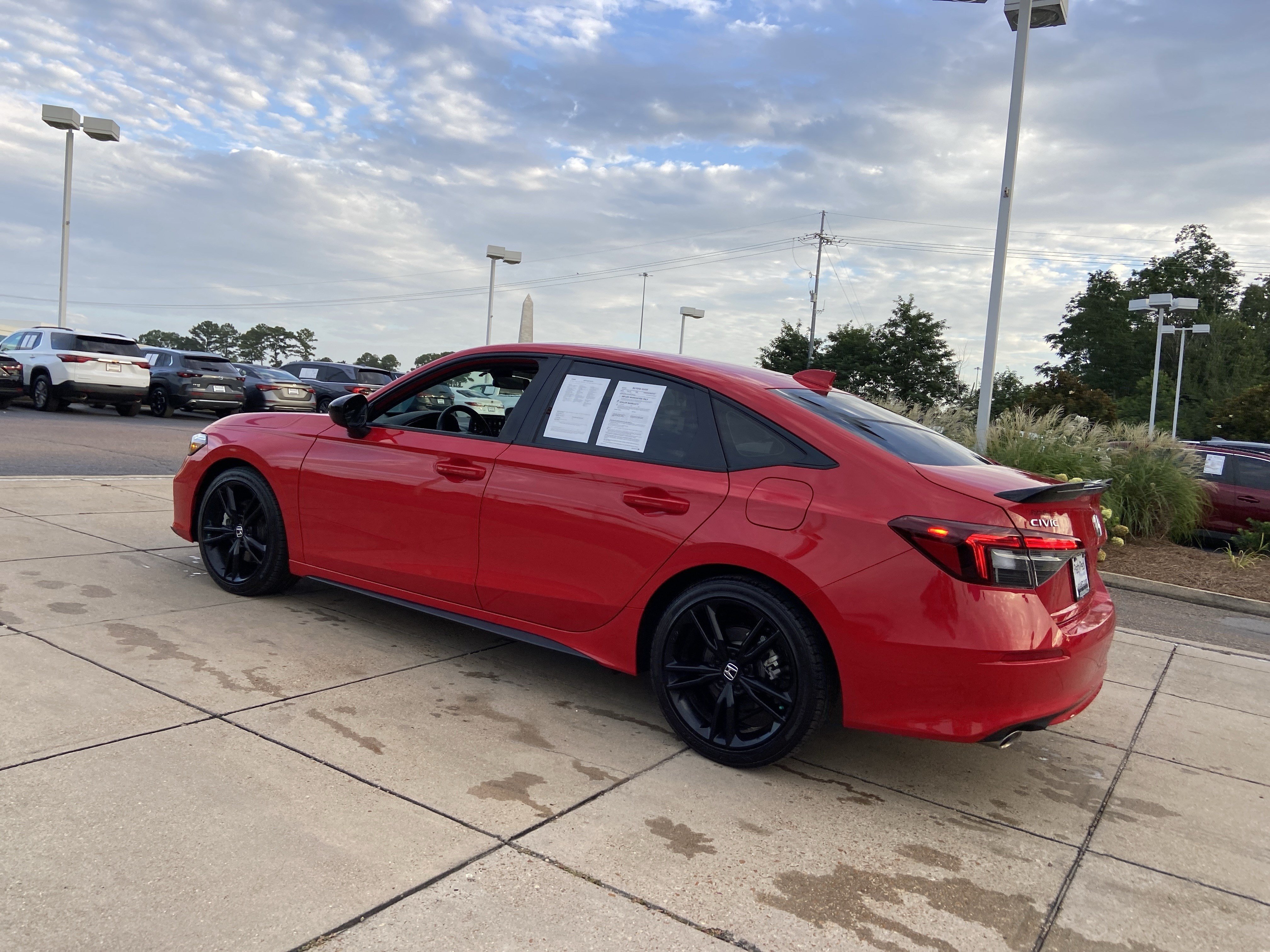 Used 2025 Rallye Red Honda  image 8