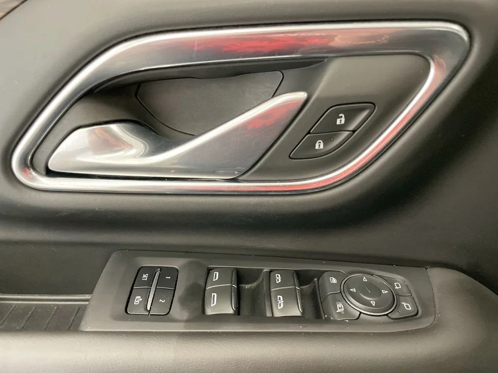 Used 2024 Black Chevrolet Premier image 23