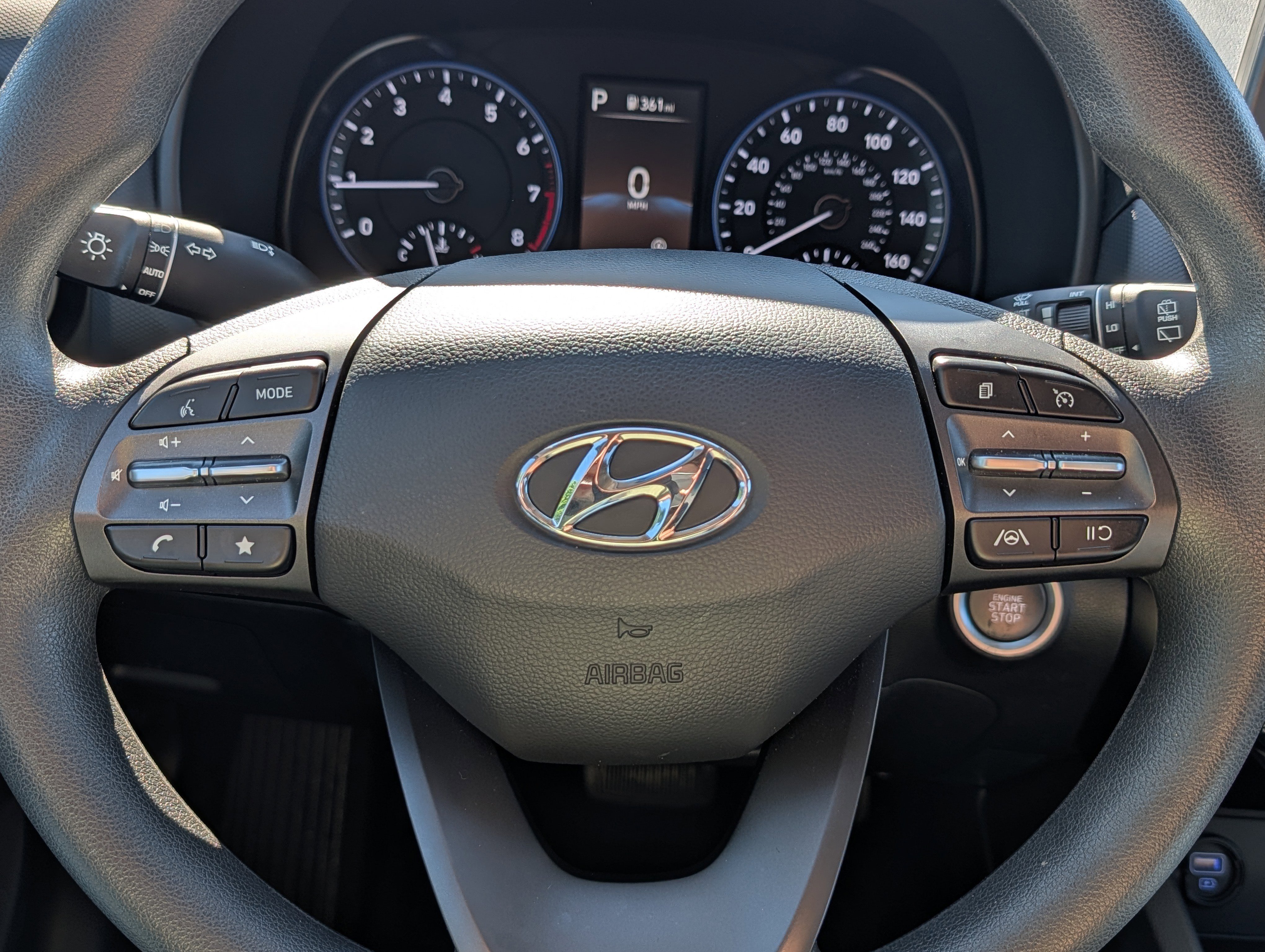 2023 Hyundai Kona SEL - Photo 25