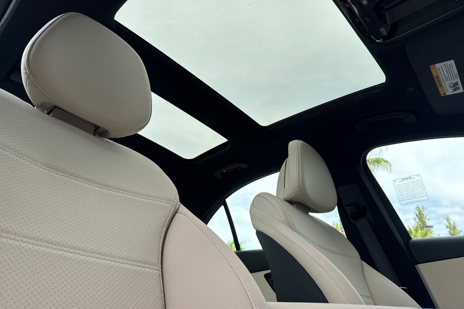 New 2026 Polar White Mercedes-Benz C 300 image 35