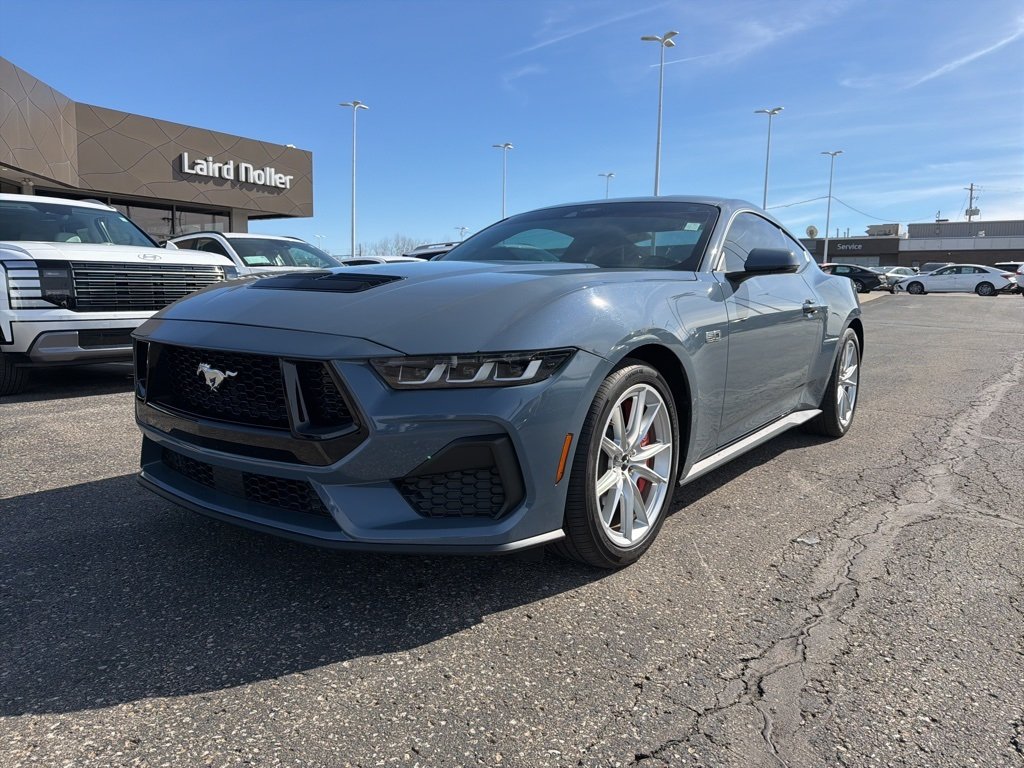 2024 Ford Mustang GT Premium