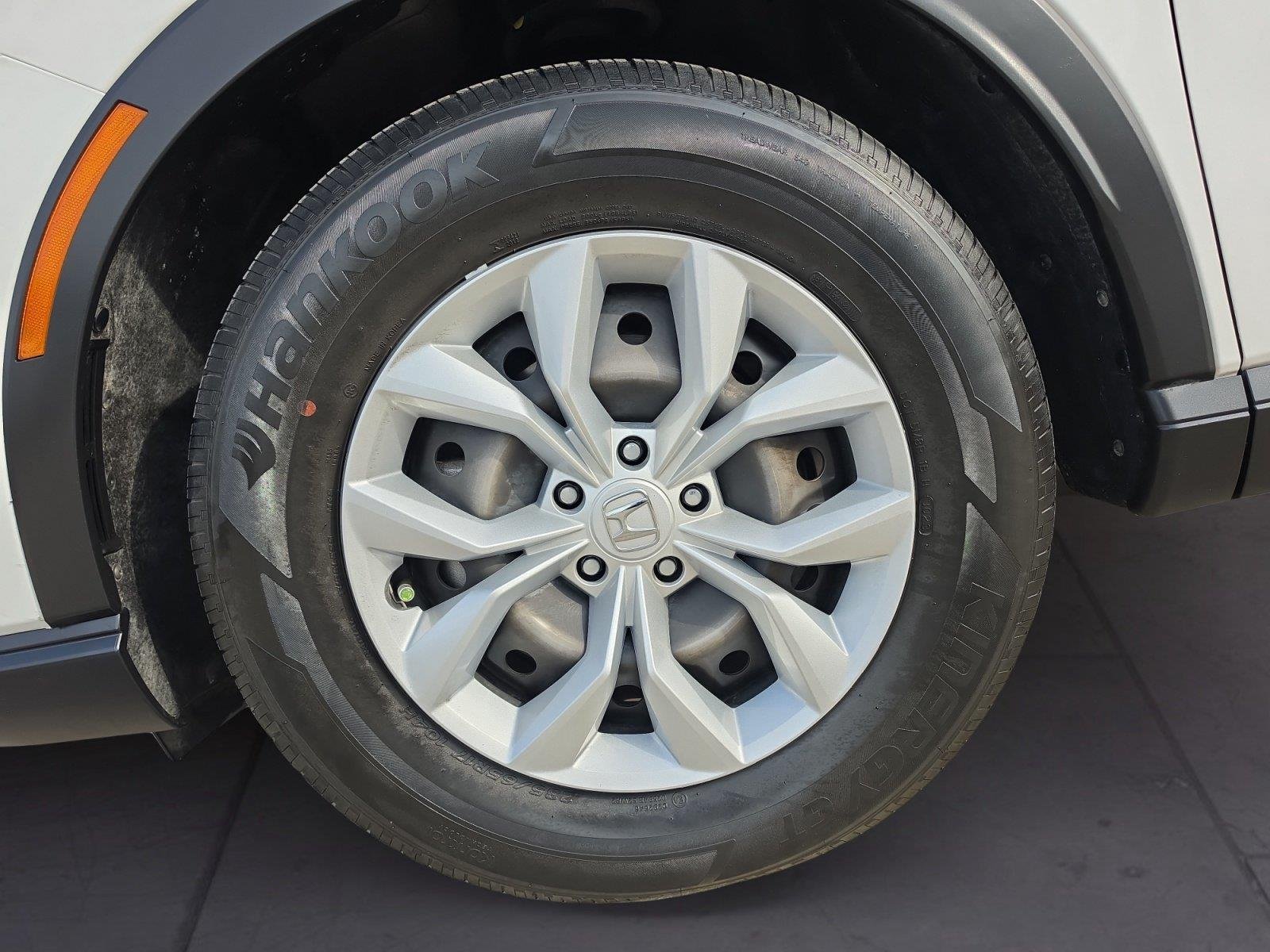 2024 Honda CR-V LX - Photo 14