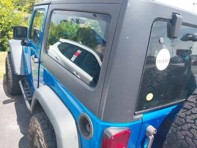 Used 2015 Blue Jeep Sport image 4