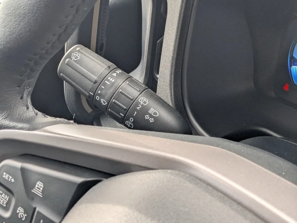 New 2026 Velocity Blue Metallic Ford Badlands® image 23