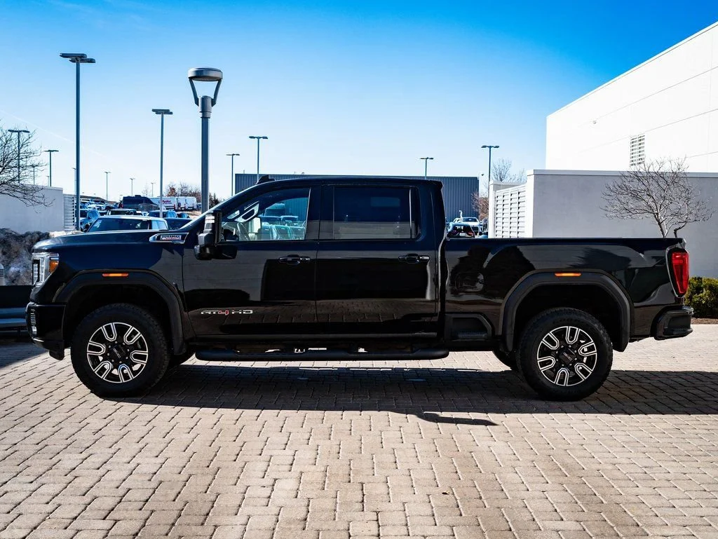 Used 2023 Ebony Twilight Metallic GMC AT4 image 5