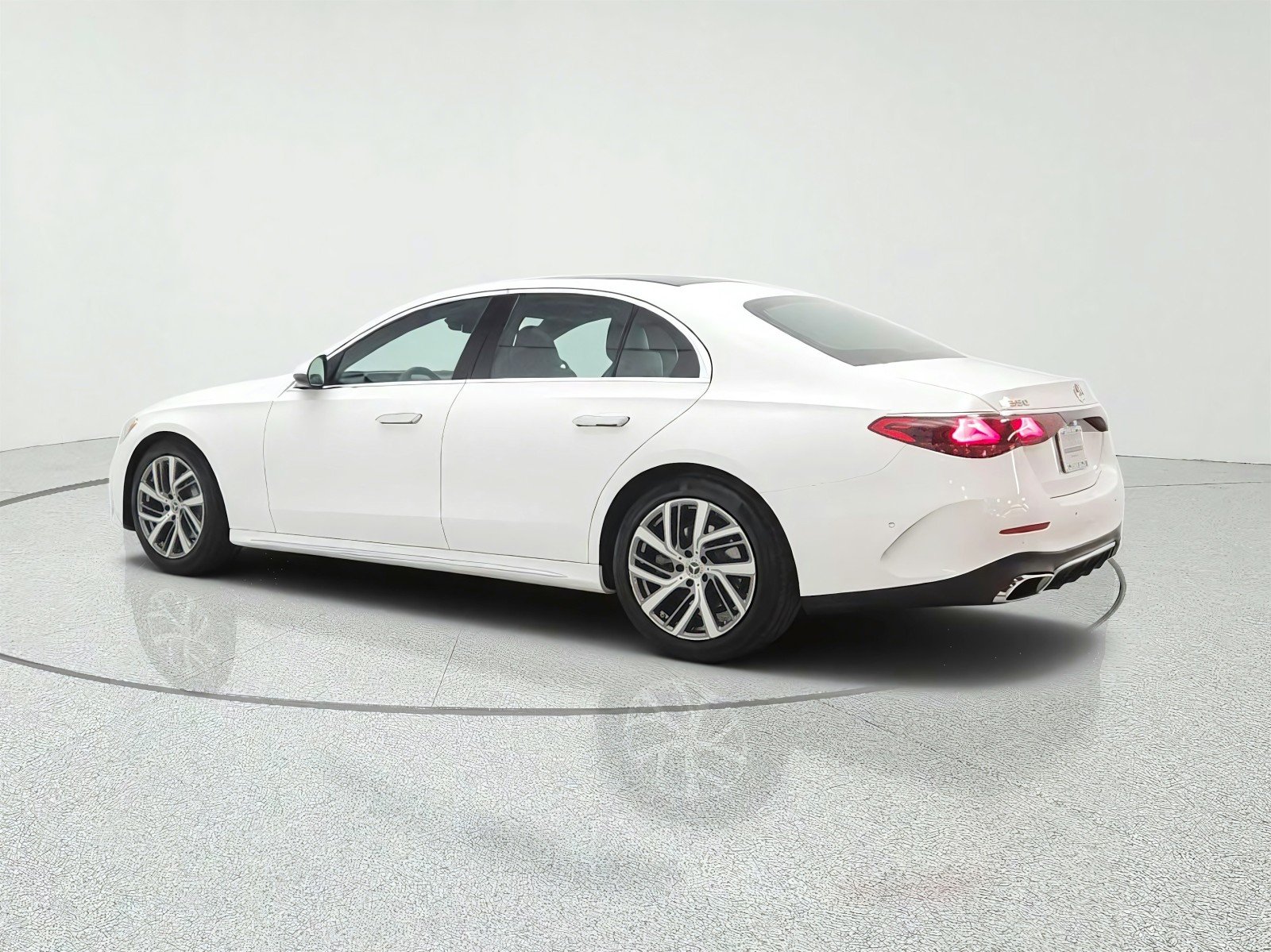 Certified Used 2026 Polar White Mercedes-Benz E 350 RWD Sedan image 7