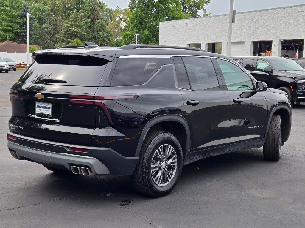 2026 Chevrolet Traverse LT - Photo 11