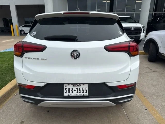 Used 2020 White Buick Preferred image 5