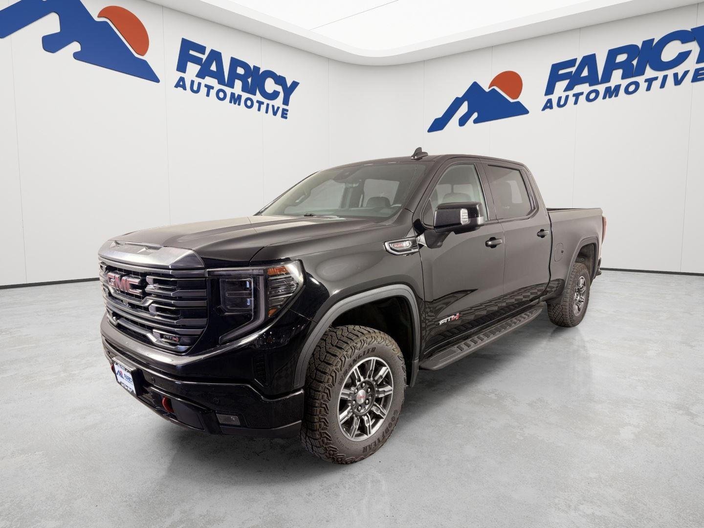 Used 2024 Onyx Black GMC AT4 image 1