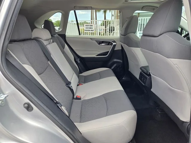 Certified Used 2021 Silver Toyota XLE image 19