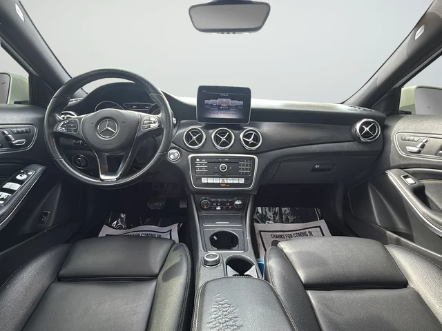 Used 2019 White Mercedes-Benz GLA 250 image 18