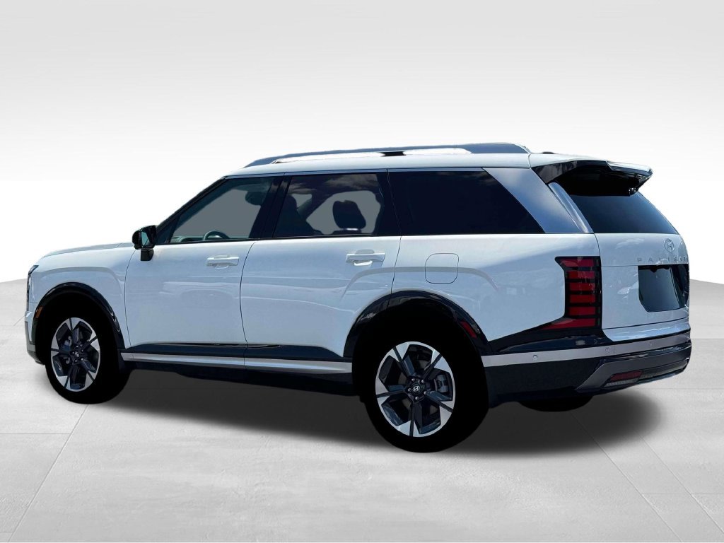 Used 2026 White Hyundai Limited image 5