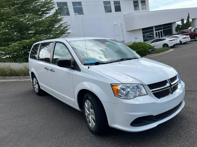 Used 2019 White Knuckle Clearcoat Dodge SE image 4