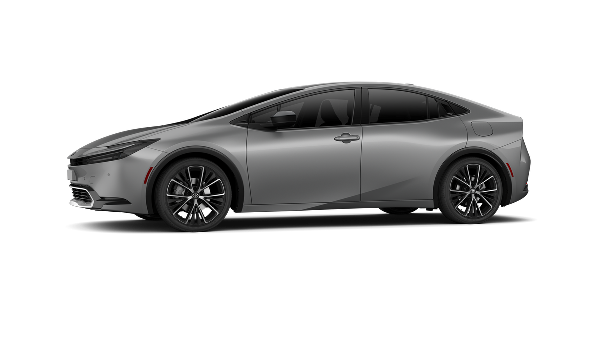 New 2027 Guardian Gray Toyota XLE image 3